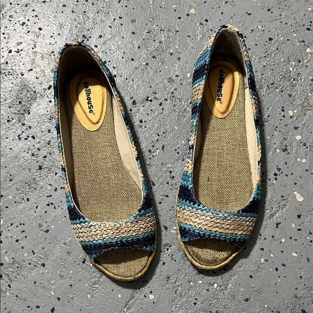 Dollhouse Women's Multicolor Woven Espadrilles